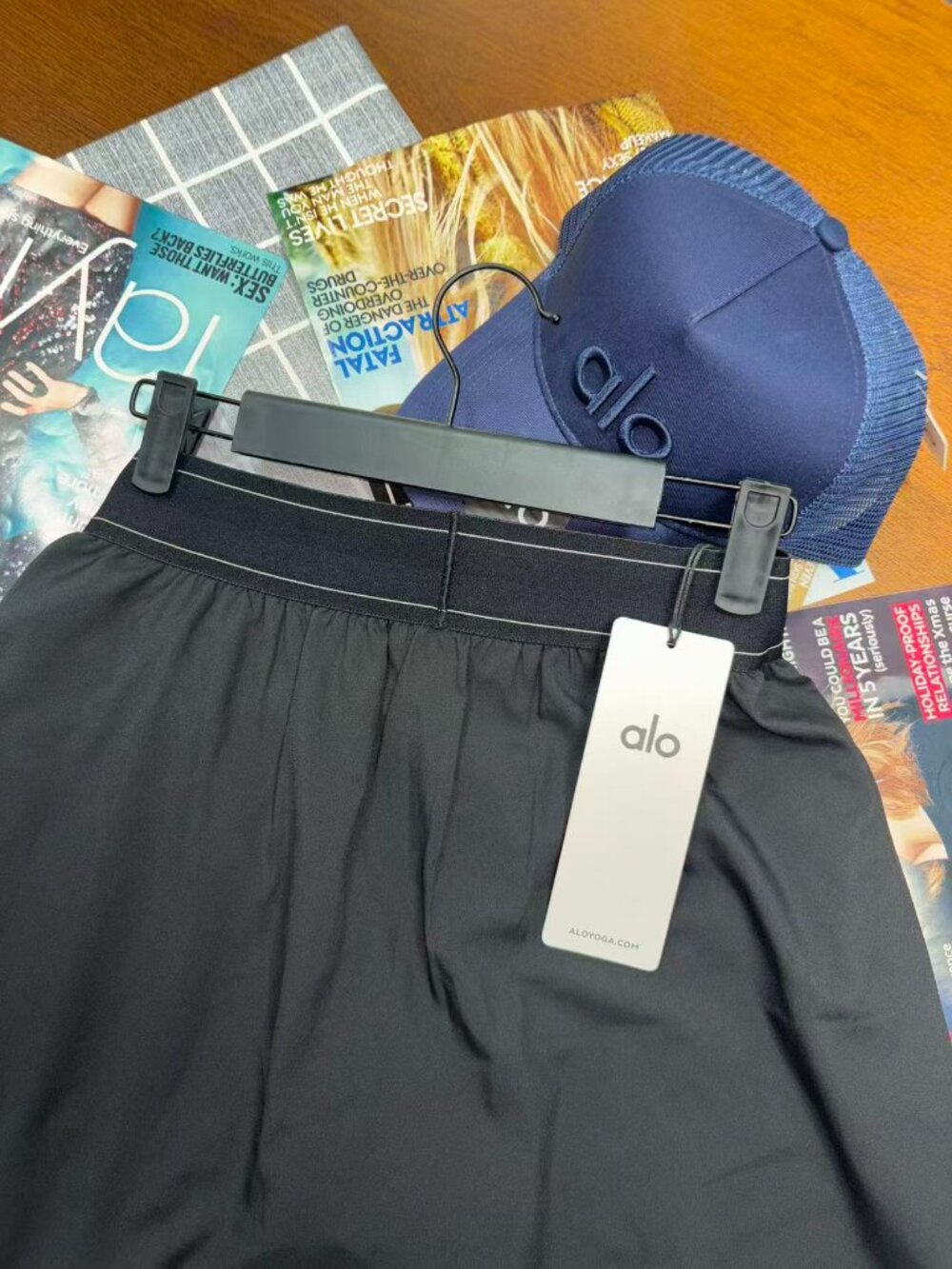 NWT🏷️ALO Yoga tennis skirt classic black versatile style 🖤 - Picture 6 of 8